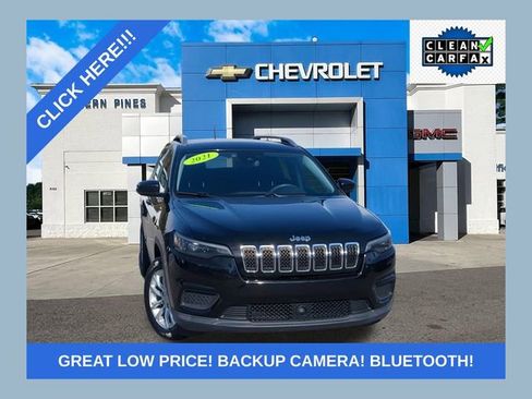 Used 2021 Jeep Cherokee Latitude image 1