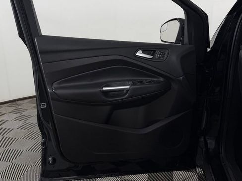 Used 2018 Ford Escape Titanium AWD/4WD image 14