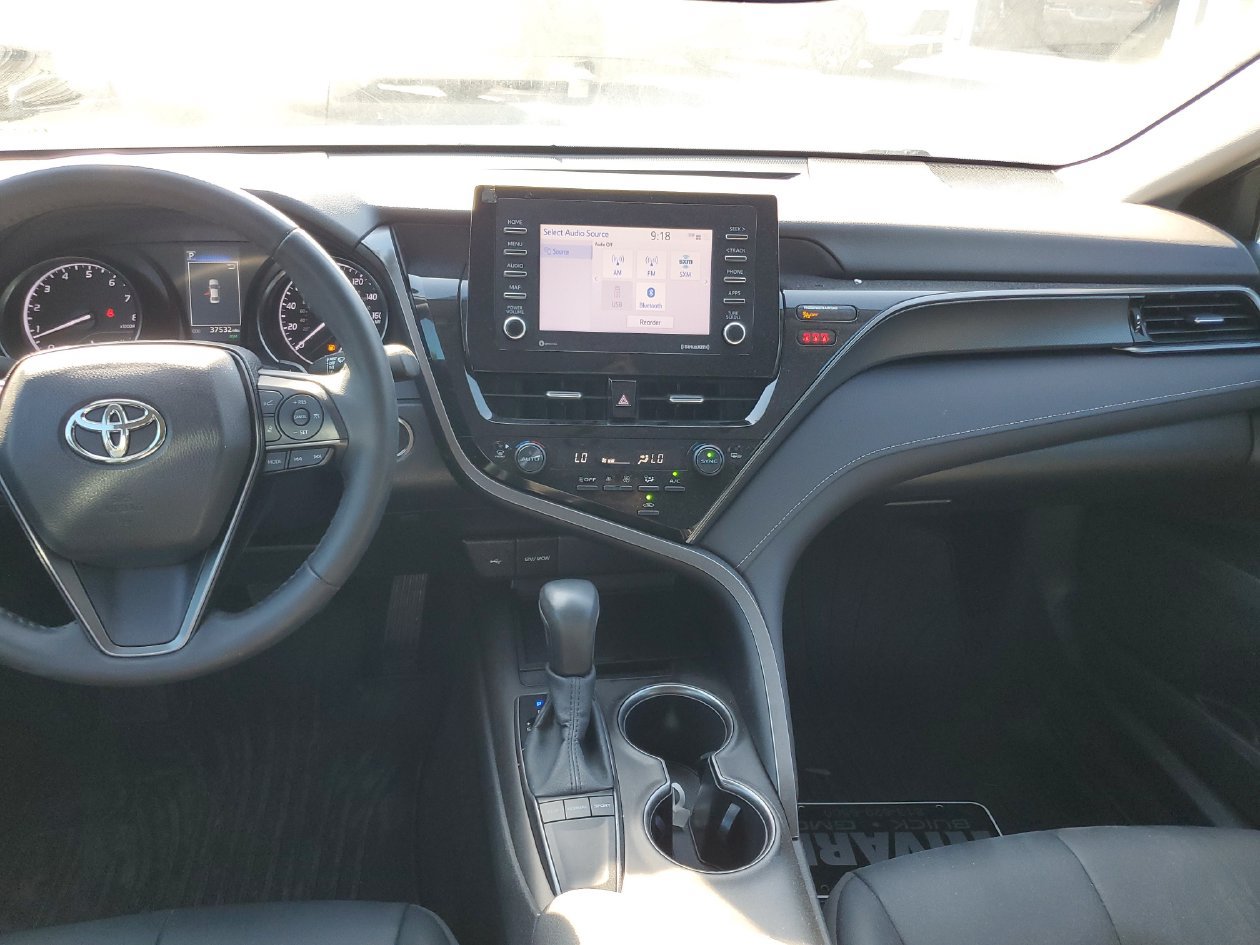 Used 2024 Toyota Camry SE w/ Convenience Package FWD image 13