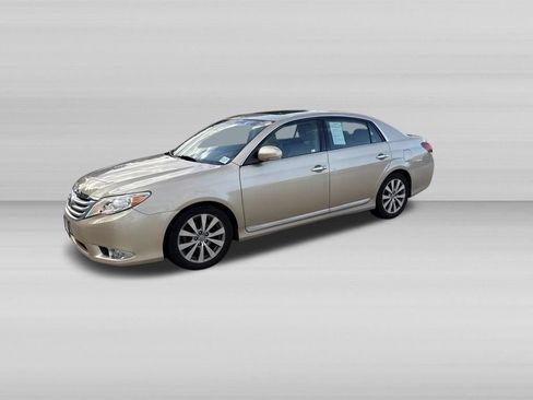 Used 2011 Toyota Avalon Limited FWD image 10