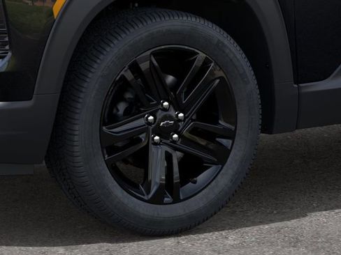 New 2026 Chevrolet TrailBlazer LT w/ Midnight Edition FWD image 9