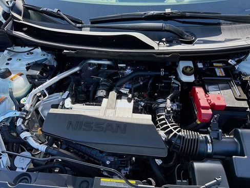 New 2026 Nissan Rogue Platinum image 32