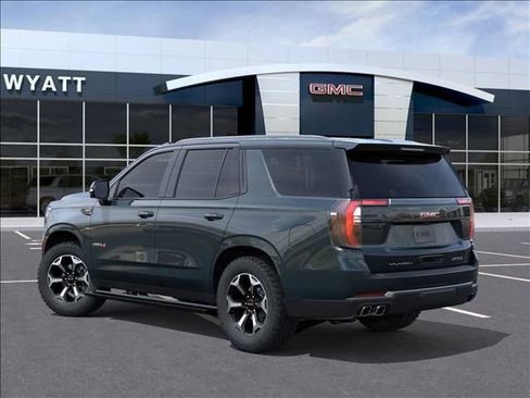 New 2026 GMC Yukon AT4 w/ AT4 Premium Package image 3