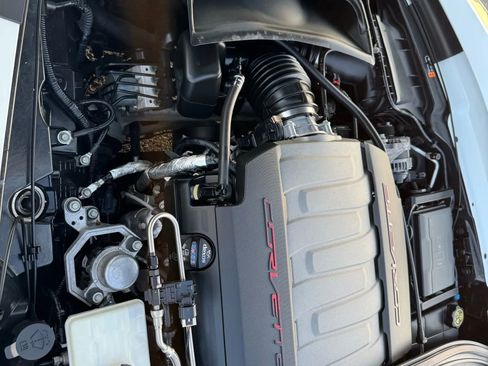 Used 2019 Chevrolet Corvette Stingray Coupe w/ 1LT image 36