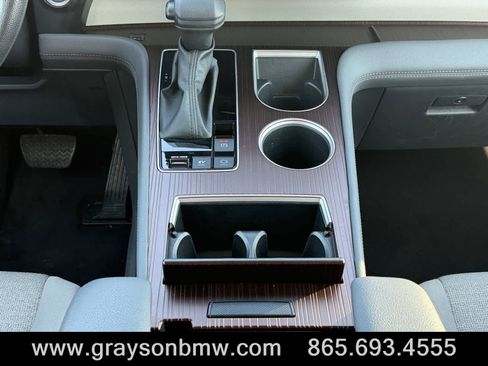 Used 2024 Toyota Sienna LE FWD image 15