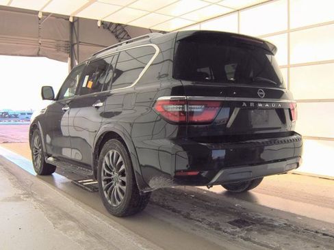 Used 2023 Nissan Armada Platinum w/ Captain's Chairs Package image 4