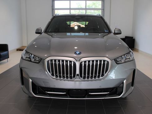 Used 2025 BMW X5 xDrive50e AWD/4WD image 14