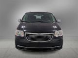 Used 2016 Chrysler Town & Country Touring-L image 3