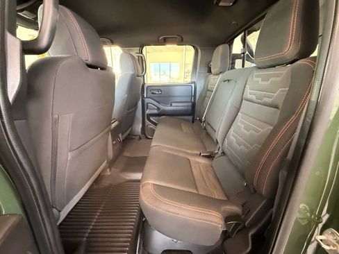 Used 2022 Nissan Frontier PRO-4X image 21