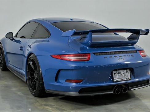 Used 2015 Porsche 911 GT3 RWD image 10