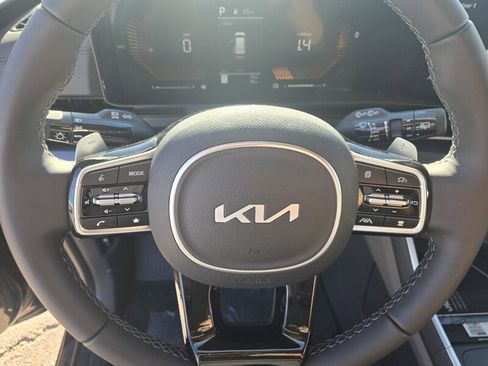 New 2026 Kia Carnival LXS image 10