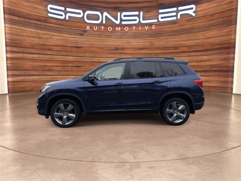 Used 2019 Honda Passport Touring image 2