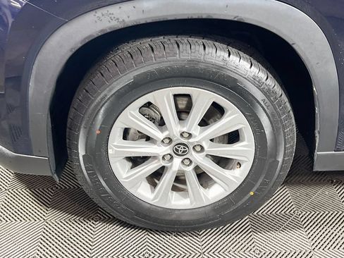 Certified 2025 Toyota Grand Highlander AWD image 27