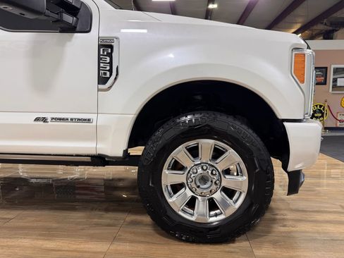 Used 2017 Ford F350 Platinum image 4