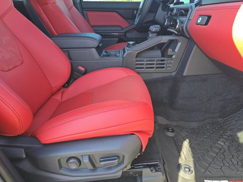 Certified 2025 Toyota Tacoma TRD Pro image 12