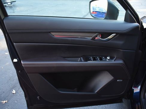 New 2025 MAZDA CX-5 Signature image 13