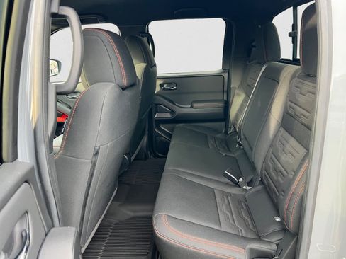 Certified 2024 Nissan Frontier PRO-4X w/ Technology Package image 11