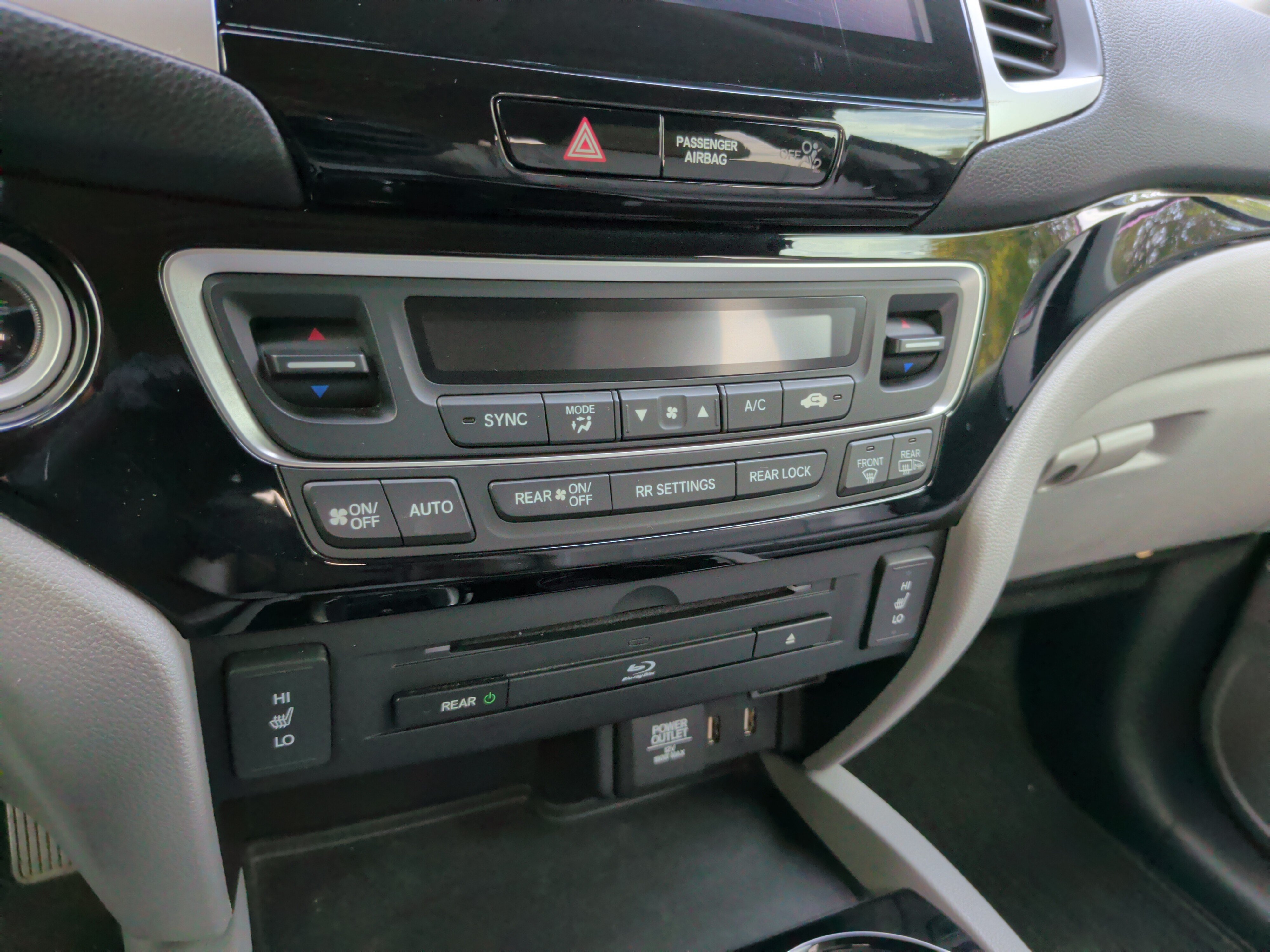 Used 2016 Honda Pilot Touring image 19