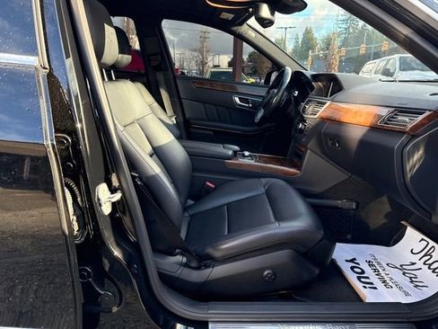 Used 2013 Mercedes-Benz E 350 4MATIC Wagon image 9