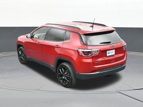Used 2025 Jeep Compass Latitude w/ Altitude Special Edition AWD/4WD image 59