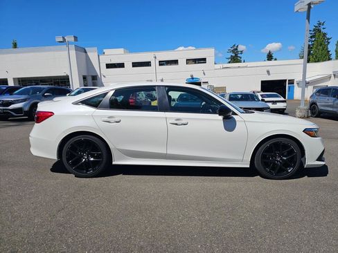 Used 2023 Honda Civic Sport image 8