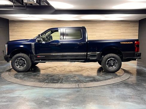 Used 2024 Ford F250 King Ranch w/ Tremor Off-Road Package AWD/4WD image 19