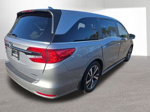 Used 2023 Honda Odyssey Touring image 4