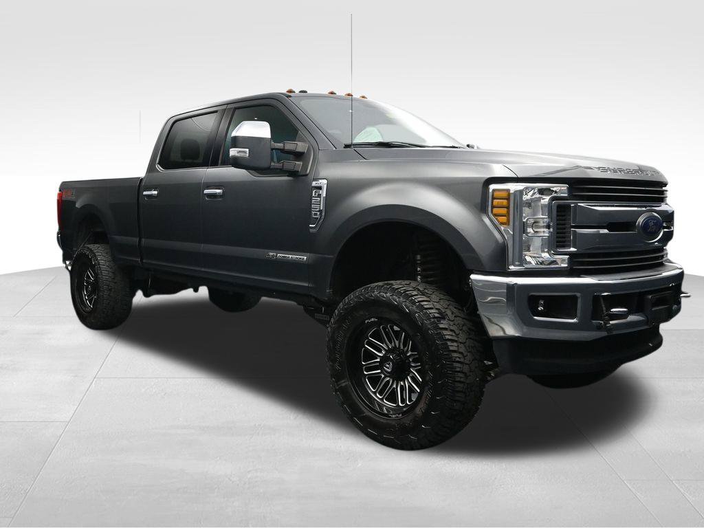 Used 2018 Ford F250 XLT w/ XLT Premium Package AWD/4WD image 7