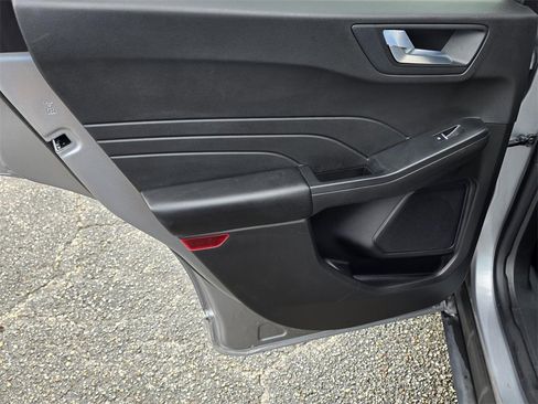 Used 2024 Ford Escape ST-Line image 35