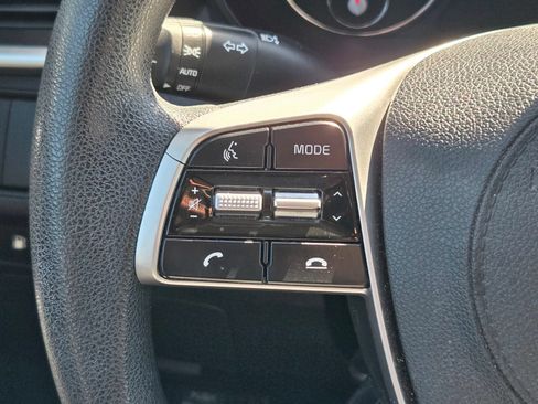 Used 2019 Kia Sorento FWD image 32