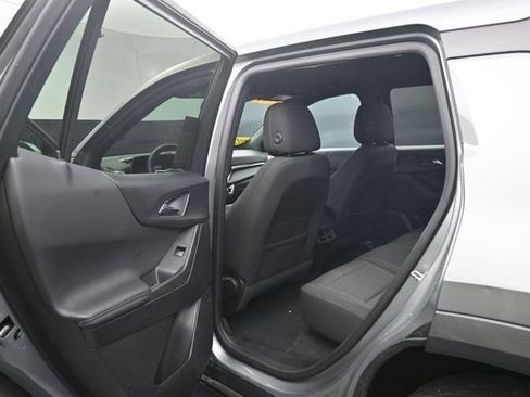 Used 2025 Chevrolet Equinox LT FWD image 23
