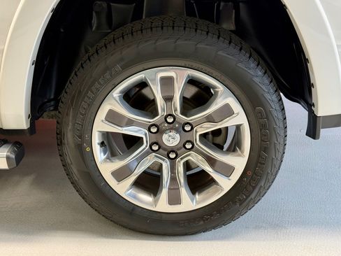 Certified 2022 RAM 1500 Limited AWD/4WD image 4
