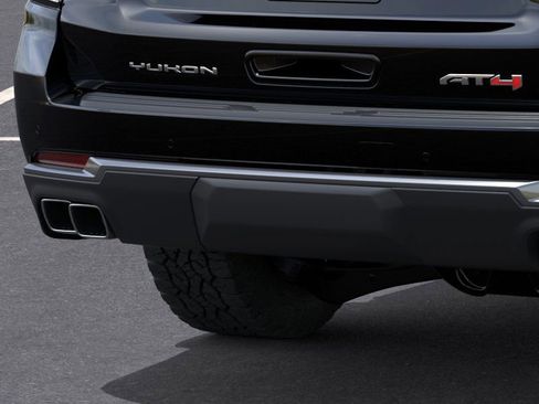 New 2026 GMC Yukon AT4 w/ AT4 Premium Package image 38