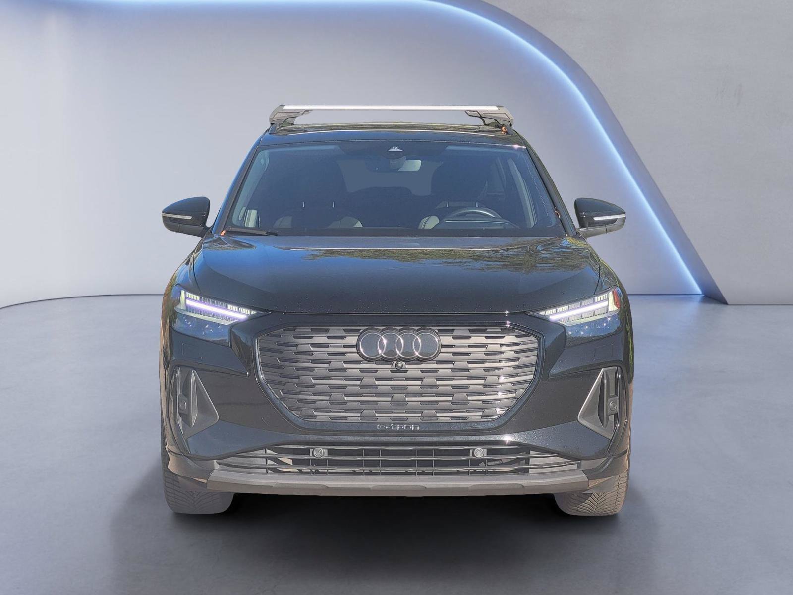 Used 2024 Audi Q4 e-tron Prestige AWD/4WD image 2
