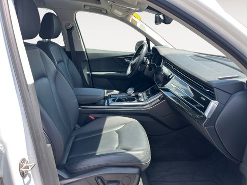 Used 2022 Audi Q7 Premium Plus image 15