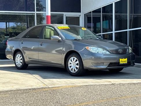 Used 2006 Toyota Camry LE FWD image 28