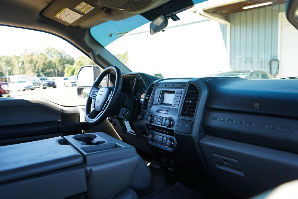 Used 2017 Ford F350 XL w/ Power Equipment Group AWD/4WD image 14