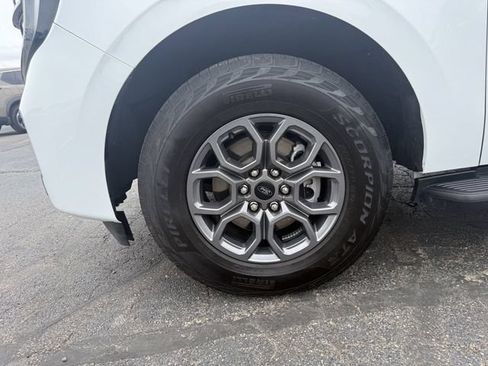 Used 2025 Ford Expedition Active RWD image 10