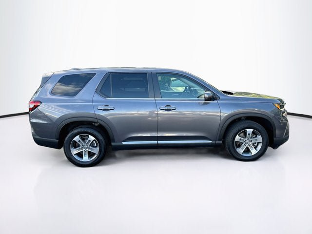 Used 2023 Honda Pilot EX-L image 4