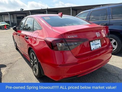 Used 2025 Honda Civic Sport image 5