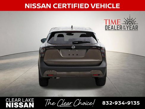 Certified 2025 Nissan Kicks SV w/ Interior Electronics Package FWD image 7