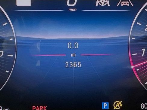 Used 2025 Mercedes-Benz C 300 Sedan image 12