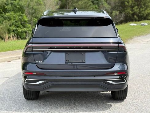 Used 2024 Lincoln Nautilus Reserve w/ Equipment Group 203A AWD/4WD image 13