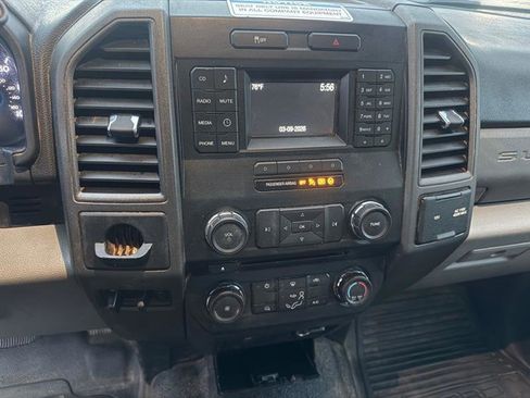 Used 2018 Ford F450 XL w/ Power Equipment Group image 30