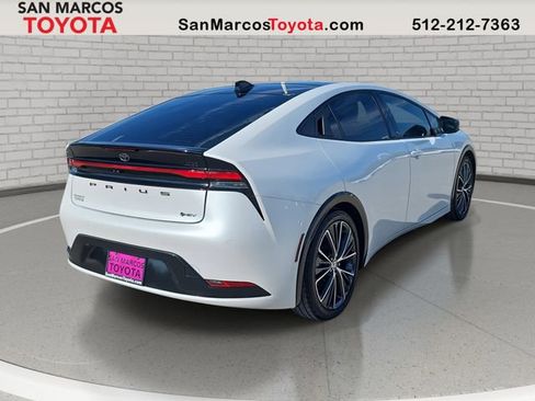 Used 2025 Toyota Prius Limited image 5