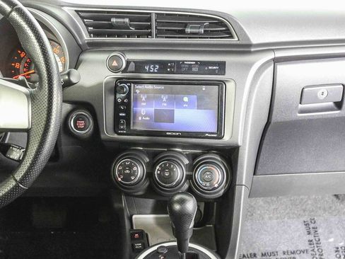 Used 2016 Scion tC image 14
