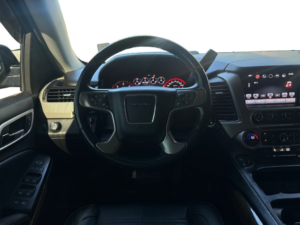 Used 2016 GMC Yukon Denali w/ Open Road Package RWD image 12