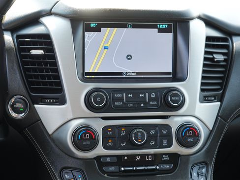 Used 2020 GMC Yukon XL SLT w/ Enhanced Security Package AWD/4WD image 22