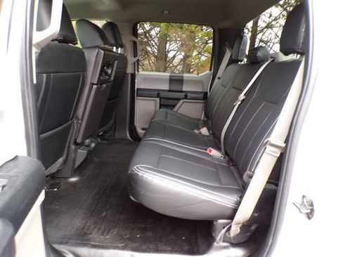 Used 2020 Ford F150 XL w/ Trailer Tow Package image 8