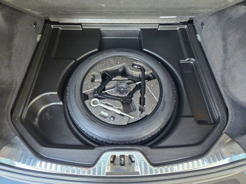 Used 2017 Volvo V60 T5 Cross Country Platinum w/ Climate Package image 17